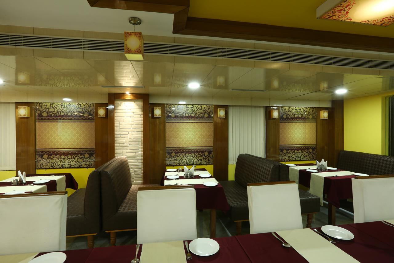 Hotel Sj International กูวาฮาติ ภายนอก รูปภาพ
